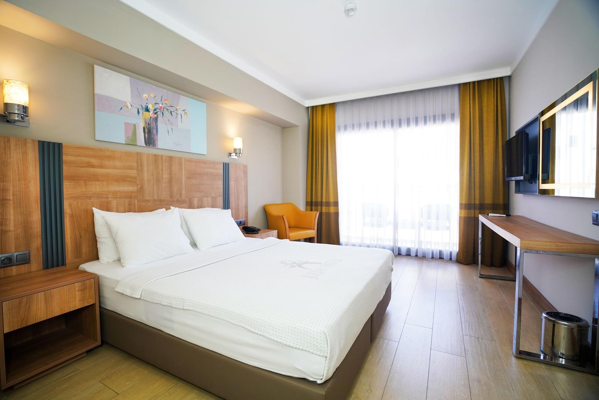Julian Club Hotel Мармарис Екстериор снимка