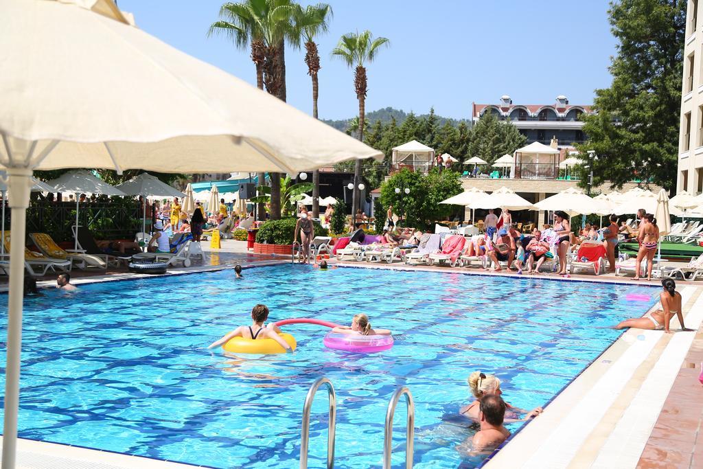 Julian Club Hotel Мармарис Екстериор снимка