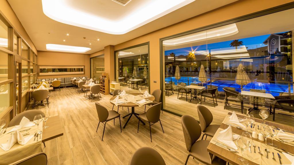 Julian Club Hotel Мармарис Екстериор снимка