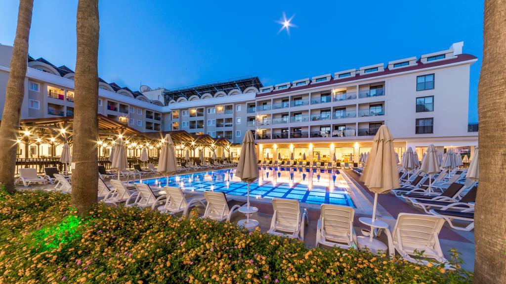 Julian Club Hotel Мармарис Екстериор снимка